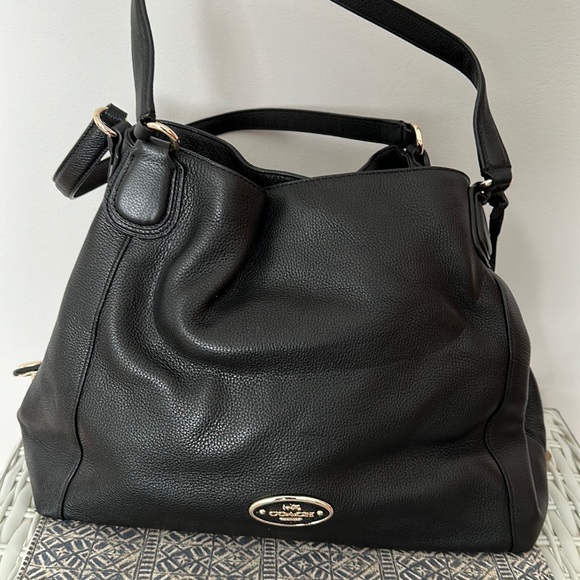 Coach Pebble Black Dalton Bag - Picture 1 of 4